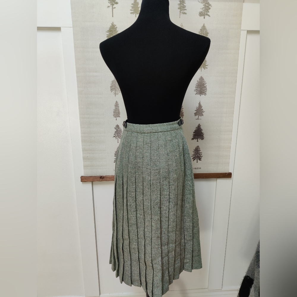 Vintage Green Wool Kilt Skirt Edinburgh Woollen Mill Pleated Wrap - 4 - Picture 7 of 10